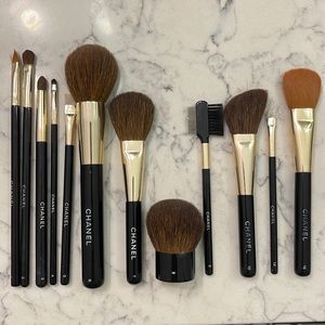 Chanel makeup brush set
